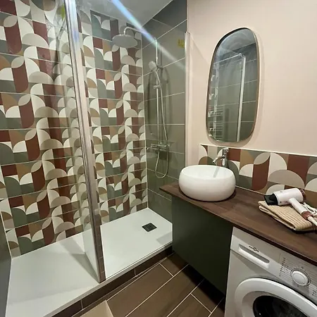 Le Coquelicot Apartment *